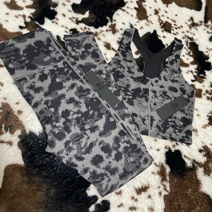 NWT Mono B Sports Bra and Legging Set